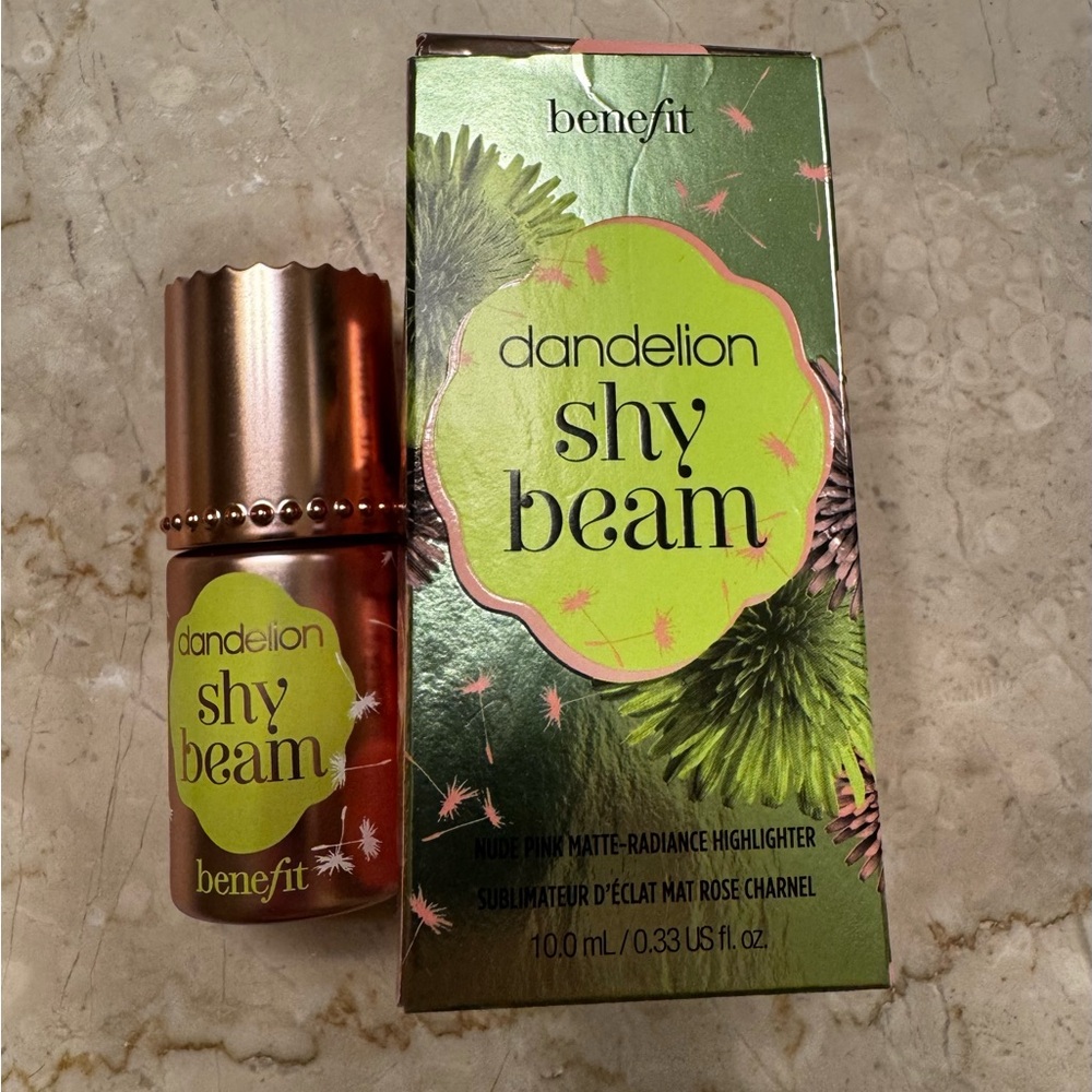 NEW In Box Benefit Dandelion Shy Beam Highlighter